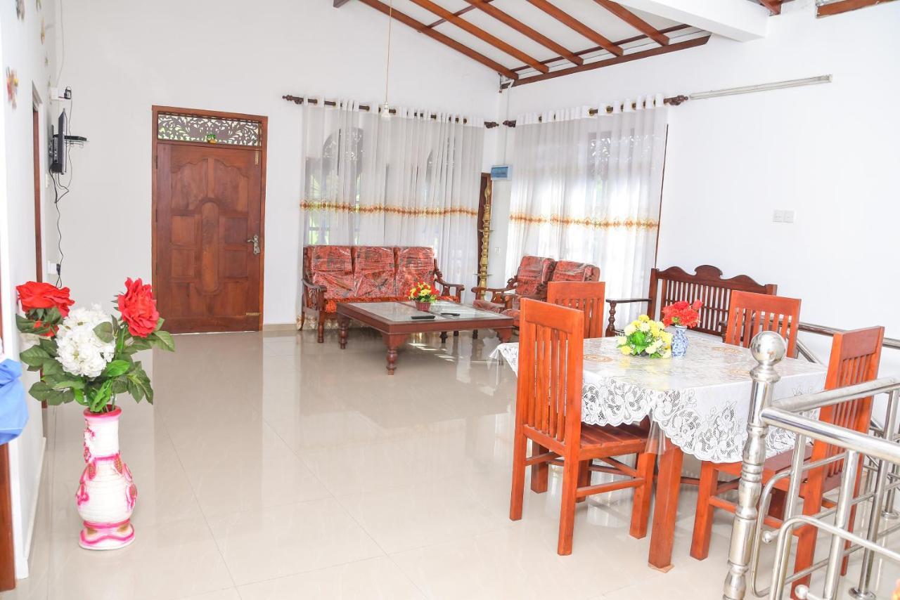 Rashmi Homestay Balapitiya Exteriér fotografie